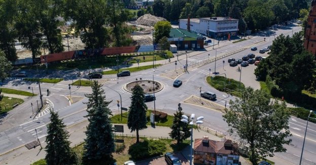 Od 15 października autobusy linii 1, 5, 6, 11, 14, 24, 30, 31, 33, 34 i 41 będą kursować zmienionymi trasami w Tarnowie. Powodem są prace związane z rozbudową ronda przy dawnym Owintarze, na skrzyżowaniu ulic Krakowskiej, Narutowicza i Sikorskiego. Zmieni się również lokalizacja przystanku Krakowska – Pl. Kościuszki.